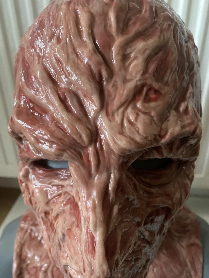 Freddy Krueger Platinum Silicone Mask and left hand plus Fedora Hat. Elm street. - Image 4 of 4
