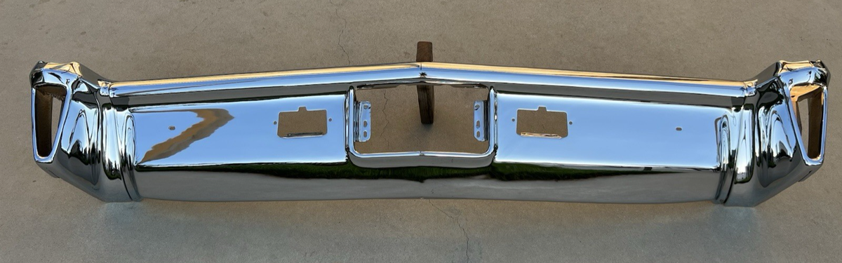 X CADILLAC NEW TRIPLE PLATED CHROME REAR BACK BUMPER 1970 70 OEM