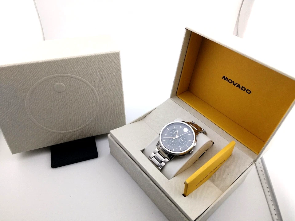 Movado Men's Thin Classic Chronograph Watch Model #39.1.14.1268 - Superb! - Image 2 of 4