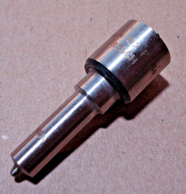 Bosch Sacklochdüse Einspritzdüse 0 433 171 709 DLLA 152 P 1104