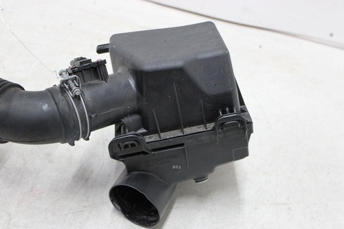 2023-2024 TOYOTA PRIUS Air Cleaner 2.0L - Picture 2 of 4