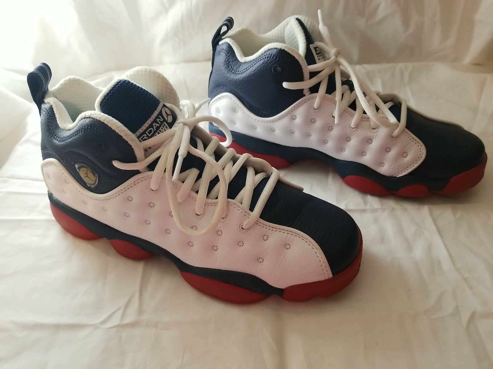 jordan jumpman white and red