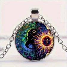 Fashion Sun Moon Pattern Pendant Necklace