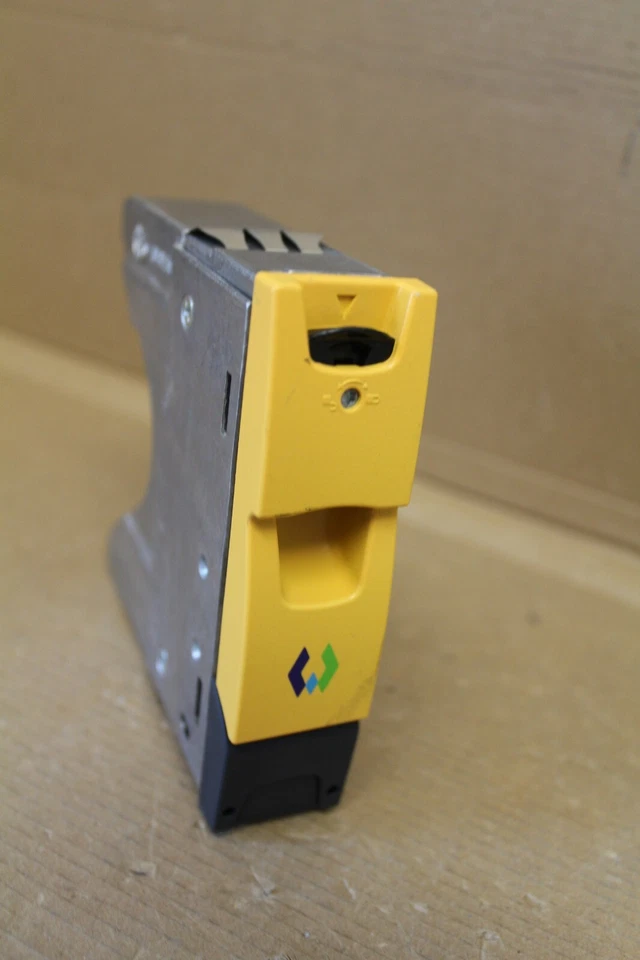 HP 3Par HDD Blank F400 Storage System LFF - 0944292-01   34905-03 Blindblende - Bild 2 von 4