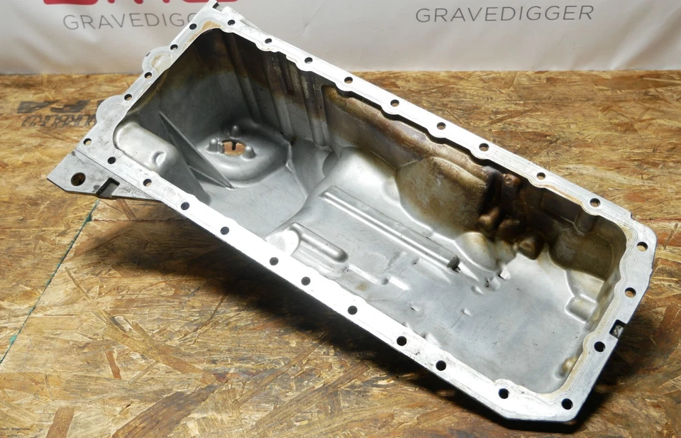 Cacerola de aceite inferior del motor N54 OEM BMW E60 535i Foto 4 de 4