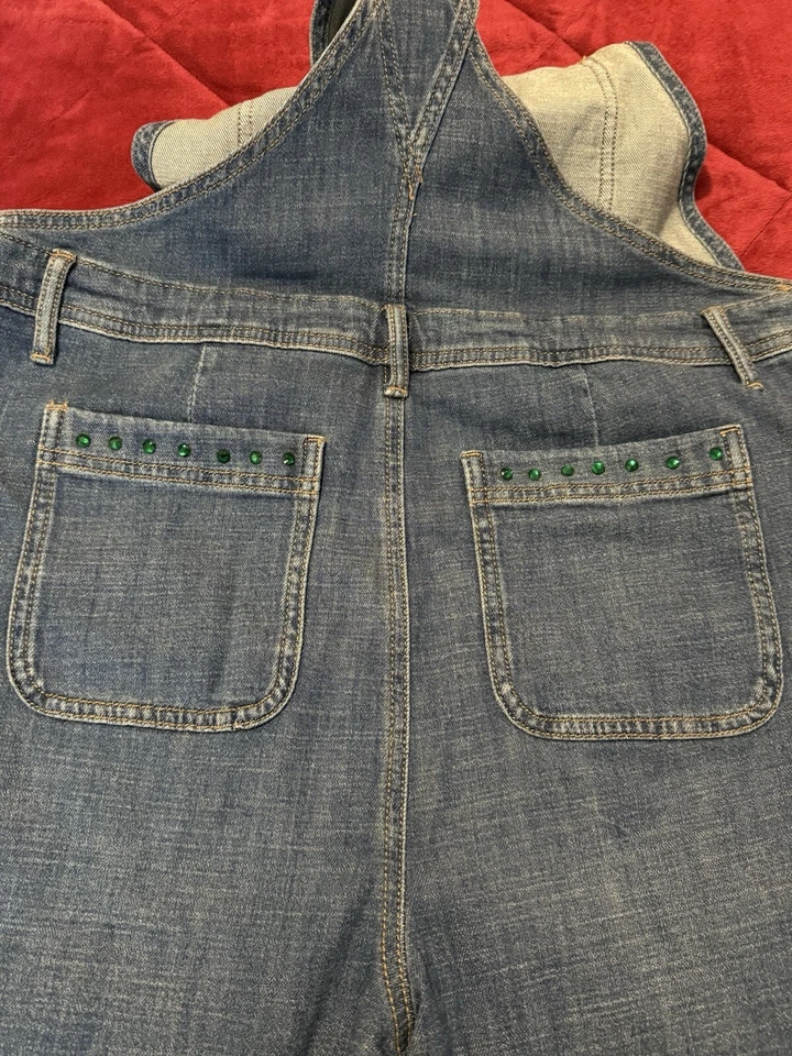 Denim Bib Overalls Coveralls Farmer Jeans LOVE Embellishments 26” inseam Sm - Image 4 of 4