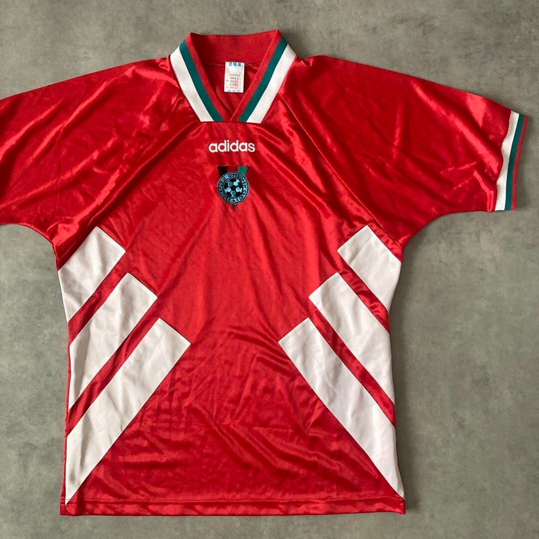 ウェア Adidas Bulgaria Away Football Shirt 1994 Adidas Bulgaria Away Shirt 1994 Vintage Stoichkov World Cup