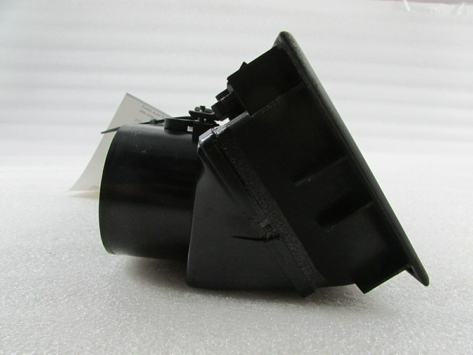 Ferrari 348, Center Air Vent, Used, P/N 64320000