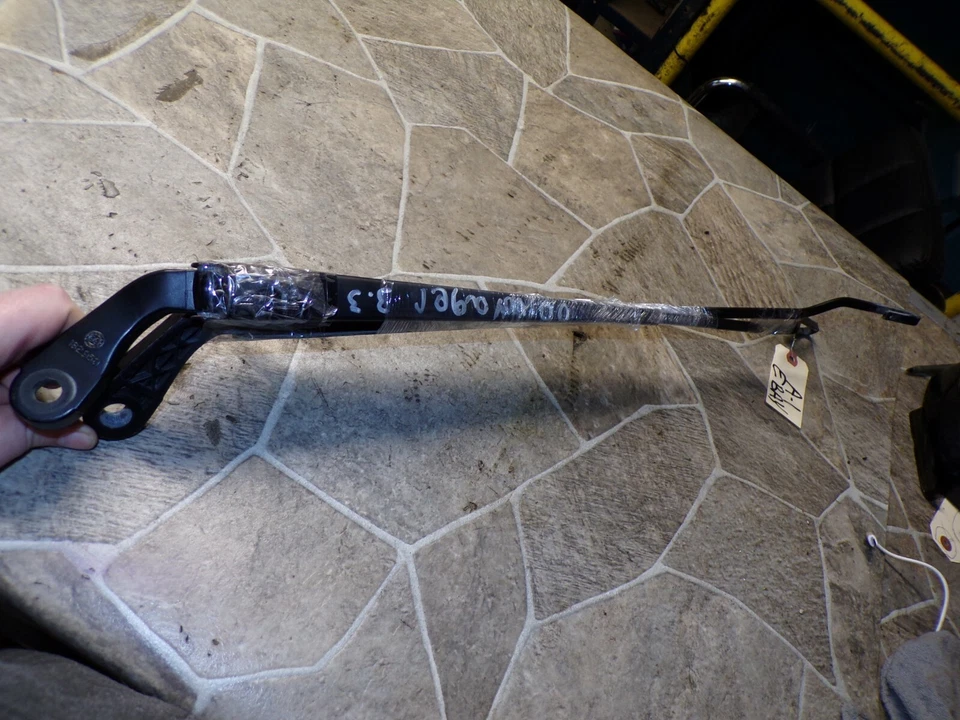 ☼1996-2000 CHRYSLER VOYAGER IZQUIERDA/CONDUCTOR DERECHO/JUEGO DE BRAZOS LIMPIAPARABRISAS PASAJERO PAR OEM Foto 2 de 4