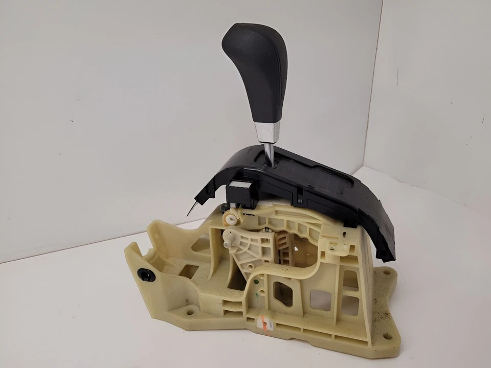 2011-2013 Hyundai Elantra Automatic Transmission Floor Shifter Assembly OEM Foto 2 de 4