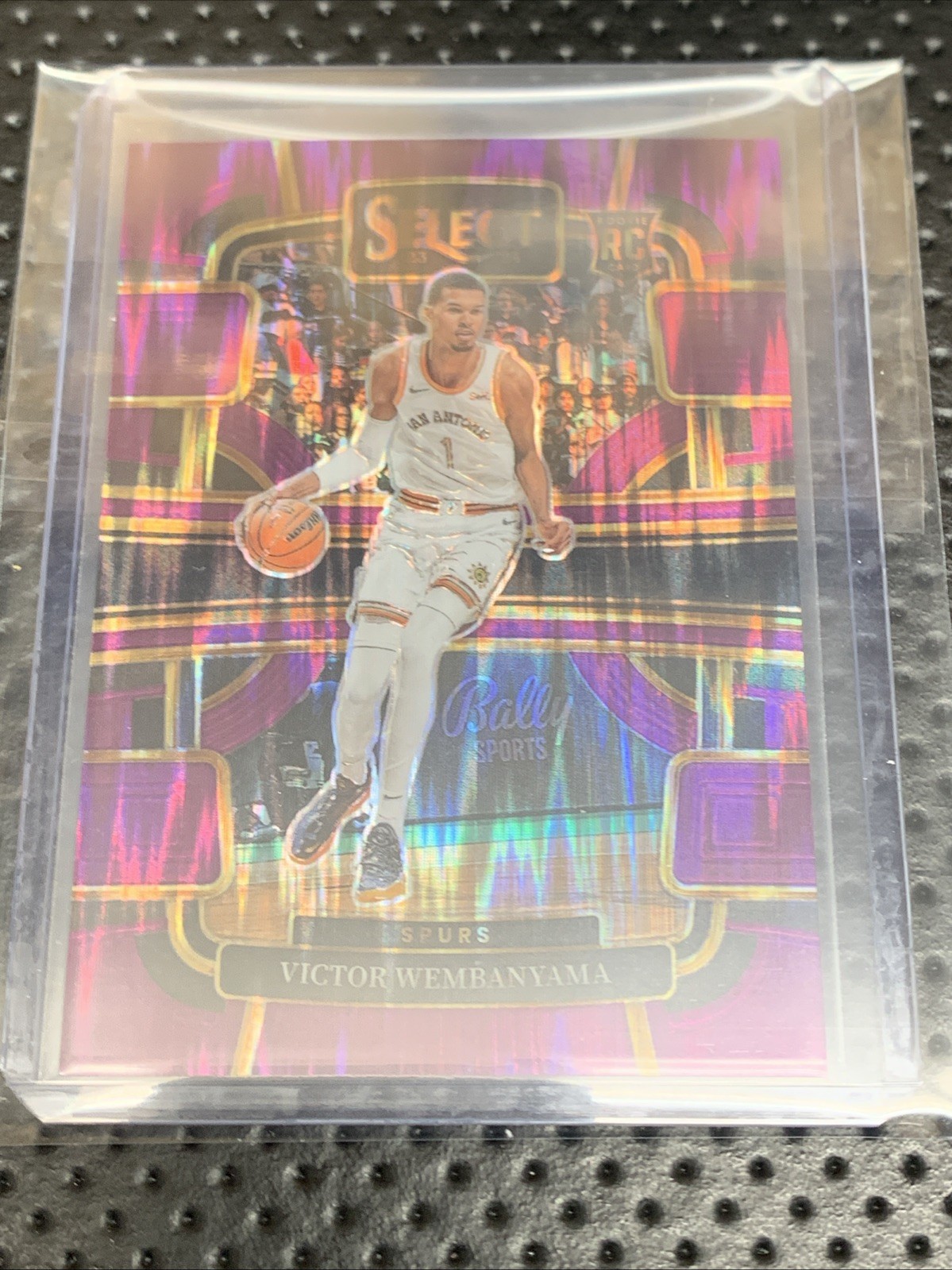 2023-24 Panini Select - Victor Wembanyama #87 Purple Flash Prizm /175 RC 