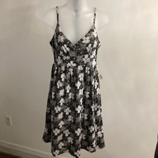 Old Navy Floral Black and Gray Midi Dress – Ladies Size Medium