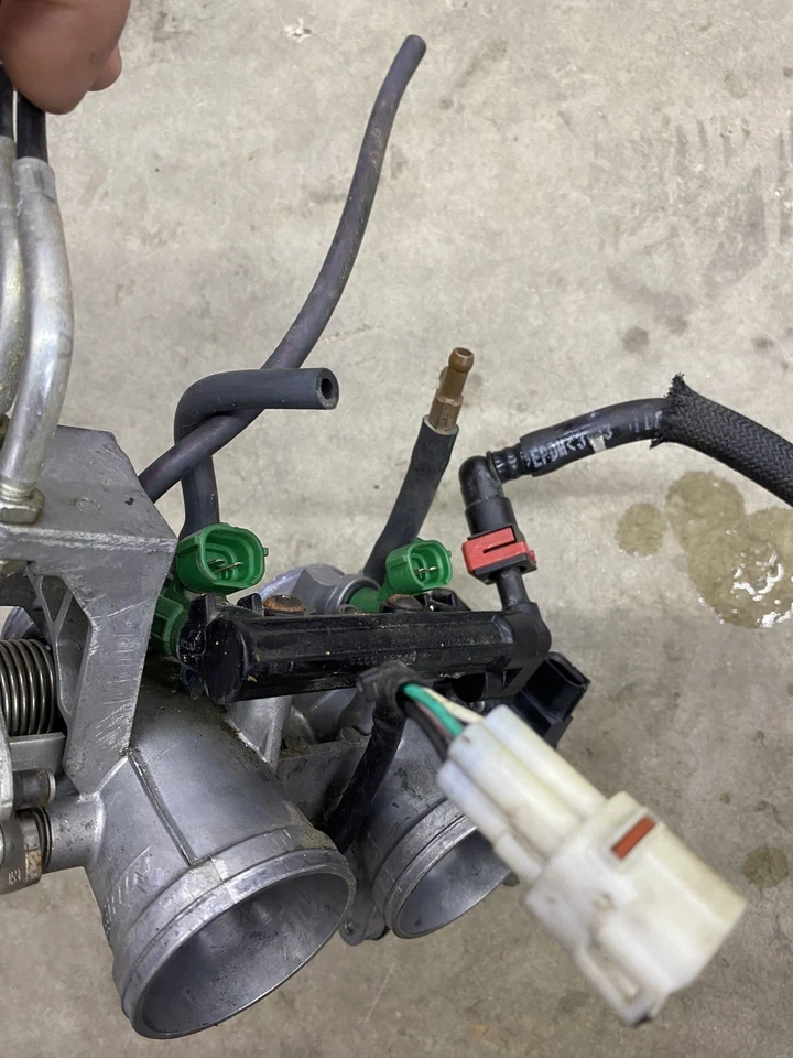 ✅ 13-17 KAWASAKI NINJA 300 OEM Cuerpos de aceleración 16163-0746 Foto 4 de 4