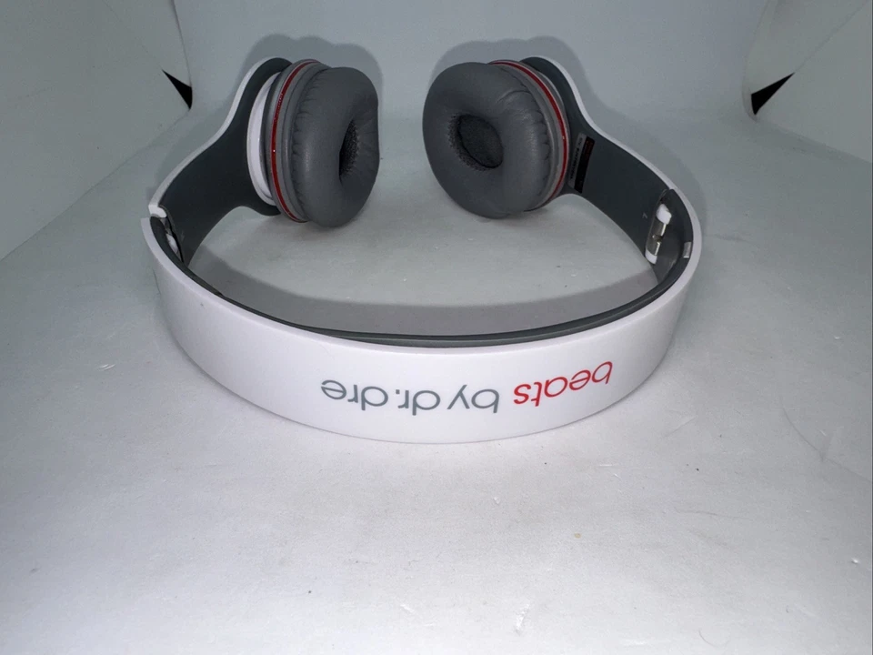 Fone de Ouvido Headband Beats by Dr. Dre Solo HD Branco com Cabo - Testado - Imagem 4 de 4