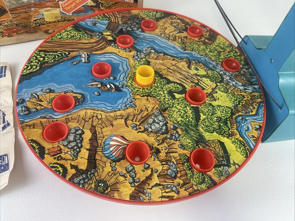 Vintage Gabriel Chutes Away Air-Rescue Target Game 1977 70s Toy Complete w Box - Image 2 of 4