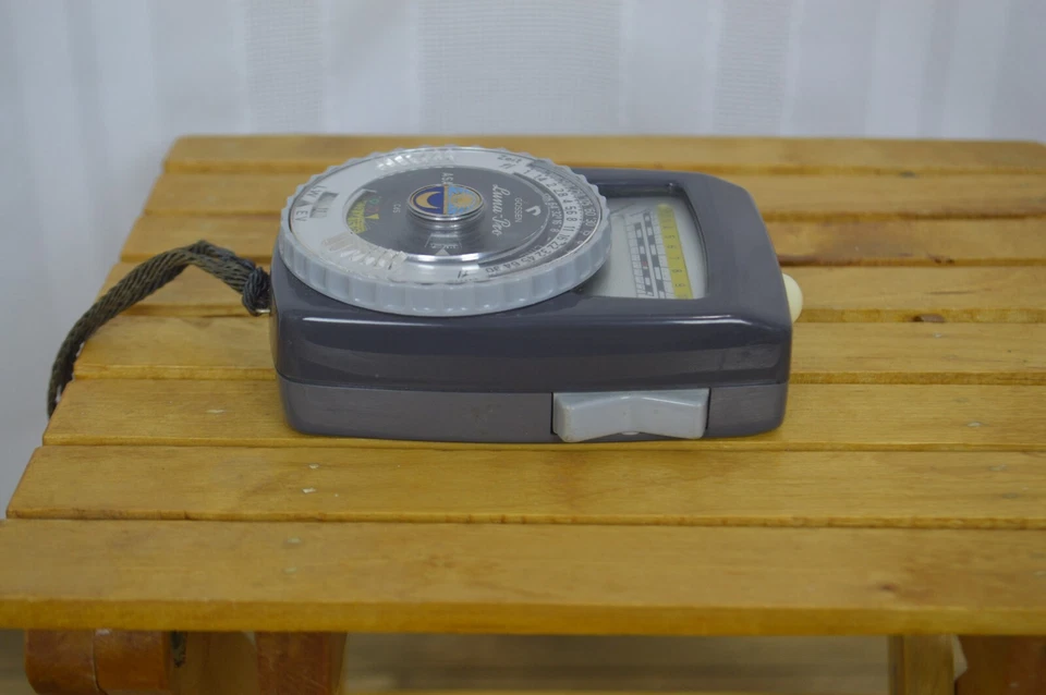  Gossen Luna-Pro 测光表,二手,但状况良好。 (未经测试) — 第 4/4 张图片