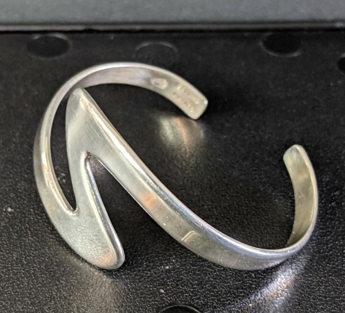 VINTAGE MODERNIST STERLING SILVER TAXCO CUFF BRACELET 24.4 GRAMS SIGNED 3 - Picture 2 of 7