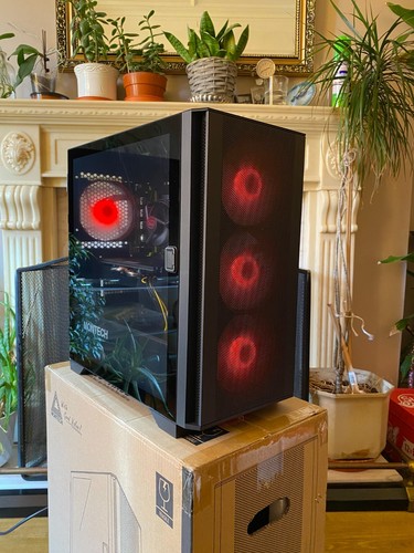 🎮 Gaming-Ready - Intel Xeon Gaming PC - RX580, 16GB RAM, SSD + HDD - Picture 9 of 11