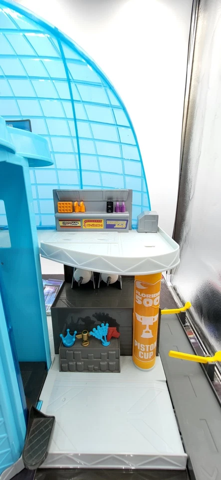 Mattel Cars 3 Florida Speedway Mega Garage Complete Box Manual Disney Pixar 2017 - Image 4 of 4