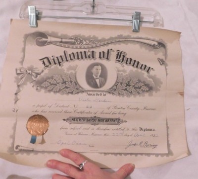 VINTAGE 1932 SCHOOL DIPLOMA VIOLA GERKEN NEITHER TARDY NOR ABSENT BENTON COUNTY 