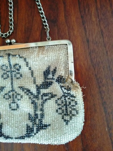 Beaded Purse Floral Design Art Noveau Antique For Repairs or Beads - Picture 4 of 7