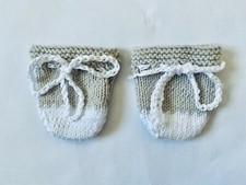 Baby Mittens Cotton Mix White silver grey 0 - 3 months Unisex hand knitted new