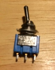 Guitar Switch 2 Positions 3 Terminals SPDT Latching ON-ON Mini Toggle Blue