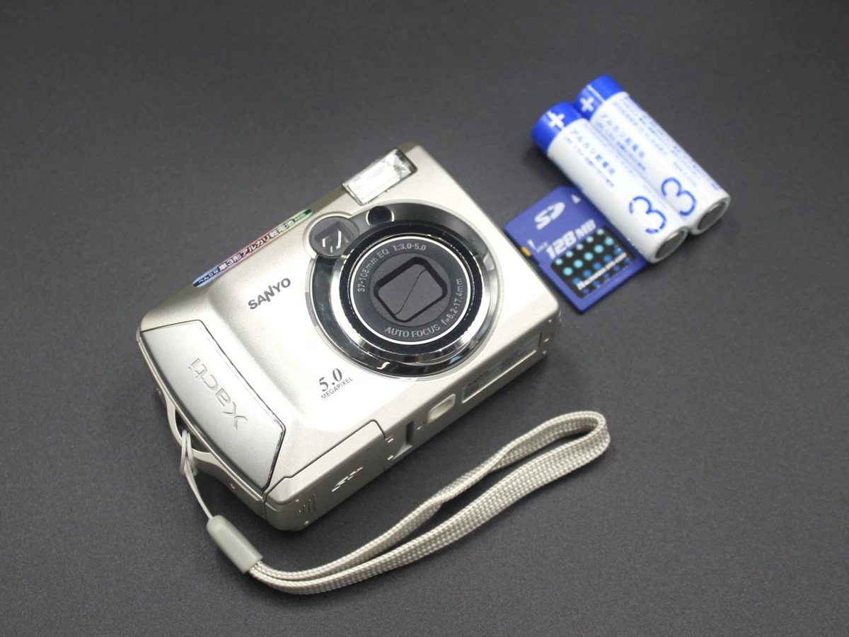 Digital Cameras   Sanyo Xacti, 1-4.9x for sale | eBay