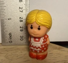 Vintage Tree Tots Treehouse mom figure Kenner red polka dot dress