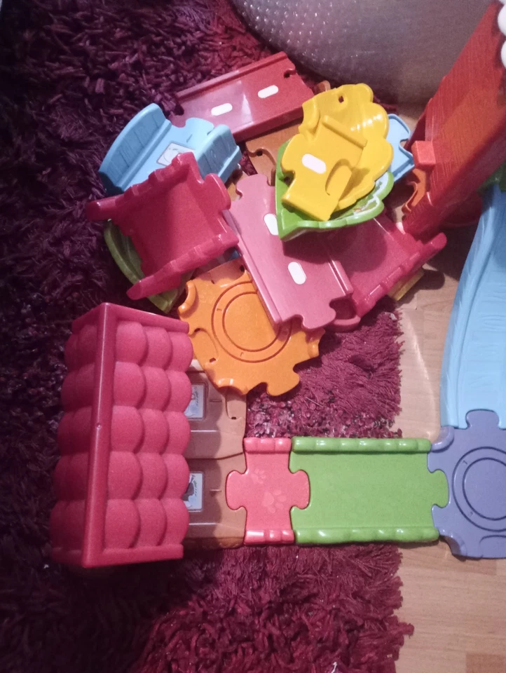 VTech Toot Toot Animal Farm Track and Animals, Has Six Animals - Image 4 of 4