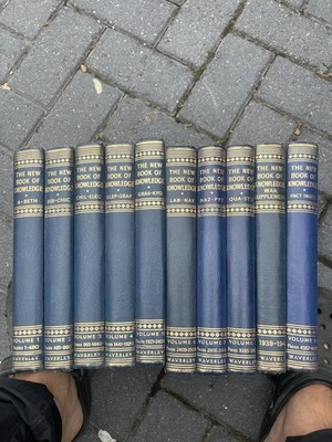 Vintage The New Book of Knowledge 10 Issues