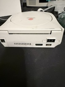 Sega Dreamcast With 11 Games, 3 Controllers, And Memory Cards