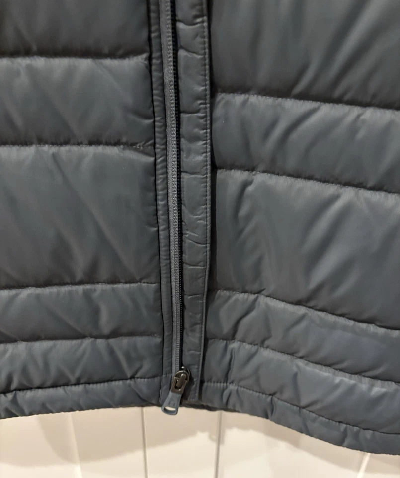 Under Armour Men’s Storm Insulated Vest Grey Large Nylon Logo Pockets NEVER WORN - Image 4 of 4