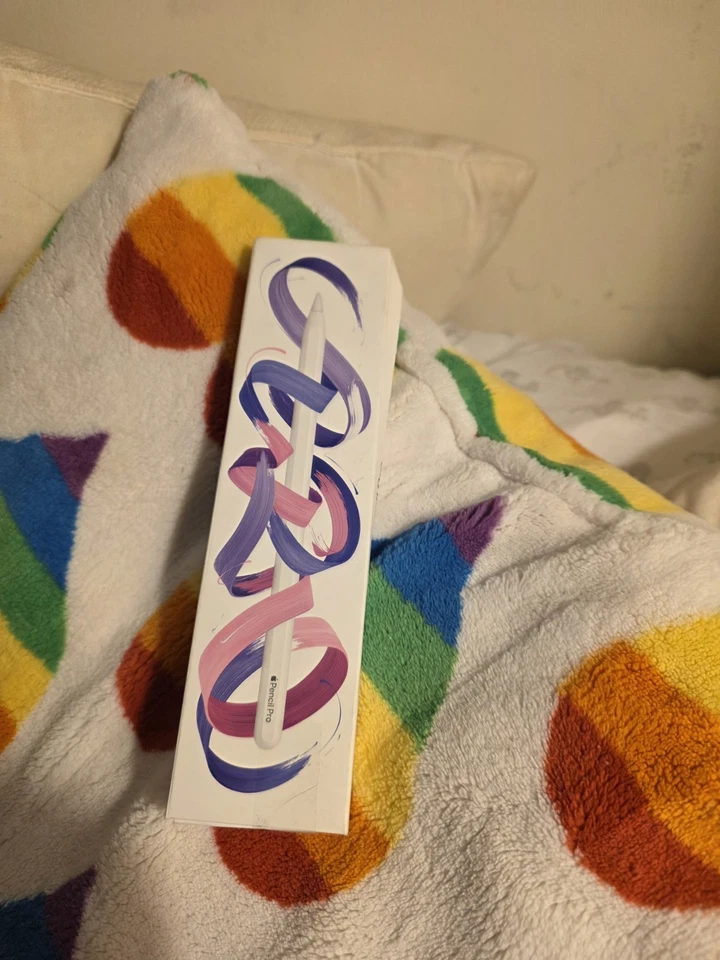 Apple Pencil Pro MX2D3AMA -OPEN BOX! - Image 3 of 4