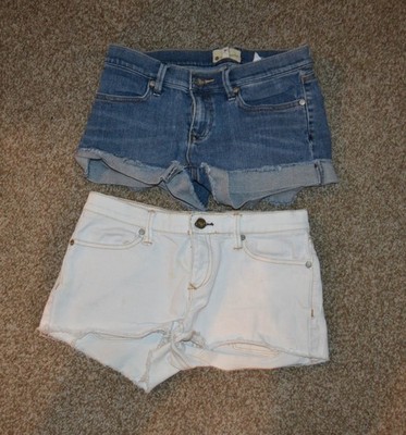 (2) Roxy Denim womans cut off shorts blue size 3/ 26 Blue & white