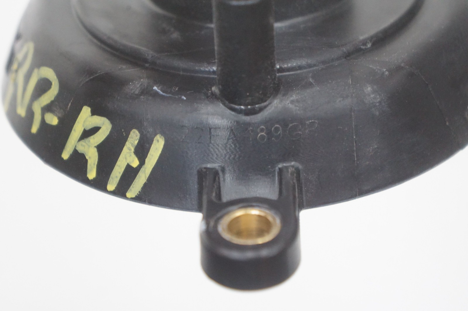 McLaren GT 2022 Oil filler cap