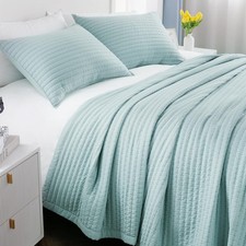 King Quilt Set 104"x90" Soft Washed 3-Layer Lightweight Bedspread with Mult...