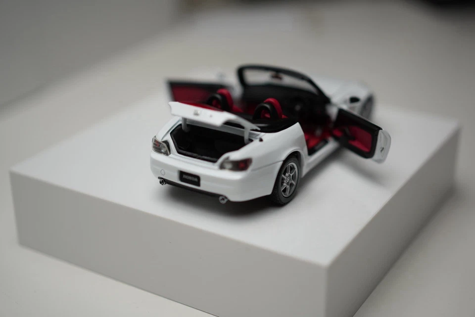 Honda S2000 White AP1 Diecast Model Openable And Closed Ebbro Premium 1:24 - Image 4 of 4