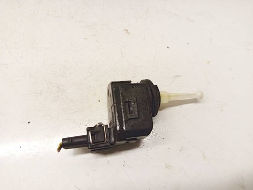 3b0941295a Scheinwerfer Stellmotor  Volkswagen Passat DE2717708-99