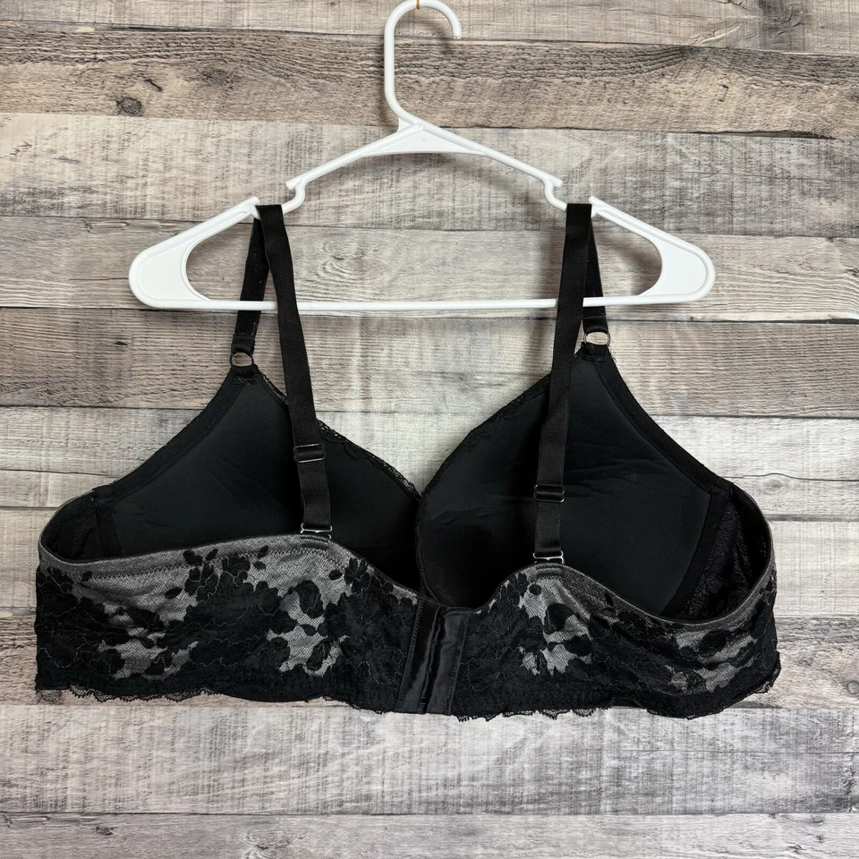 Con aros push up de encaje floral negro/gris tórrido para mujer 46D Foto 2 de 4