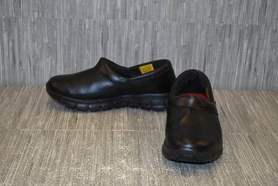 skechers sure track bernal