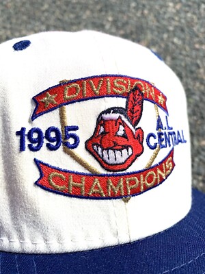 MLB Indians team 90’s cap VINTAGE 90'S CLEVELAND INDIANS EMBROIDERED SNAPBACK CAP ADJUSTABLE