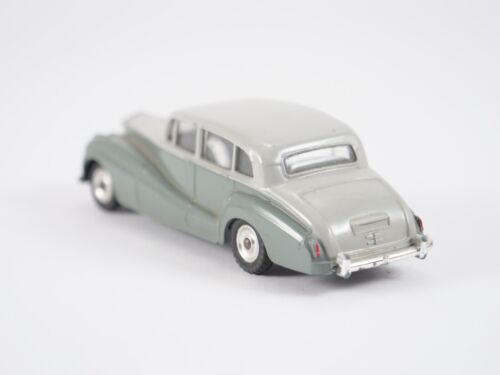 Dinky Toys GB n° 150 ROLLS ROYCE Silver Wraith 1/43 - Imagen 3 de 9