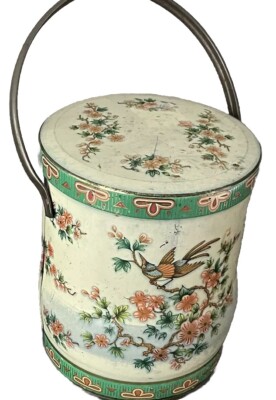 Vintage metal container with lid and handle made in England 4 1/2  X 8  Birds