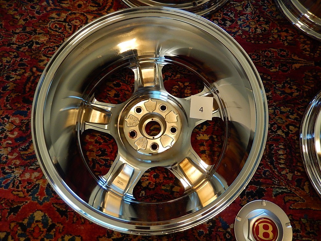 Bentley Azure 2006-2010 Hub cap Chrome