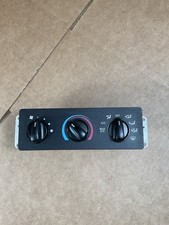 1999 - 2004 Ford F250 F350 Ac Heater Defrost Climate Control F81h-19-e764-a