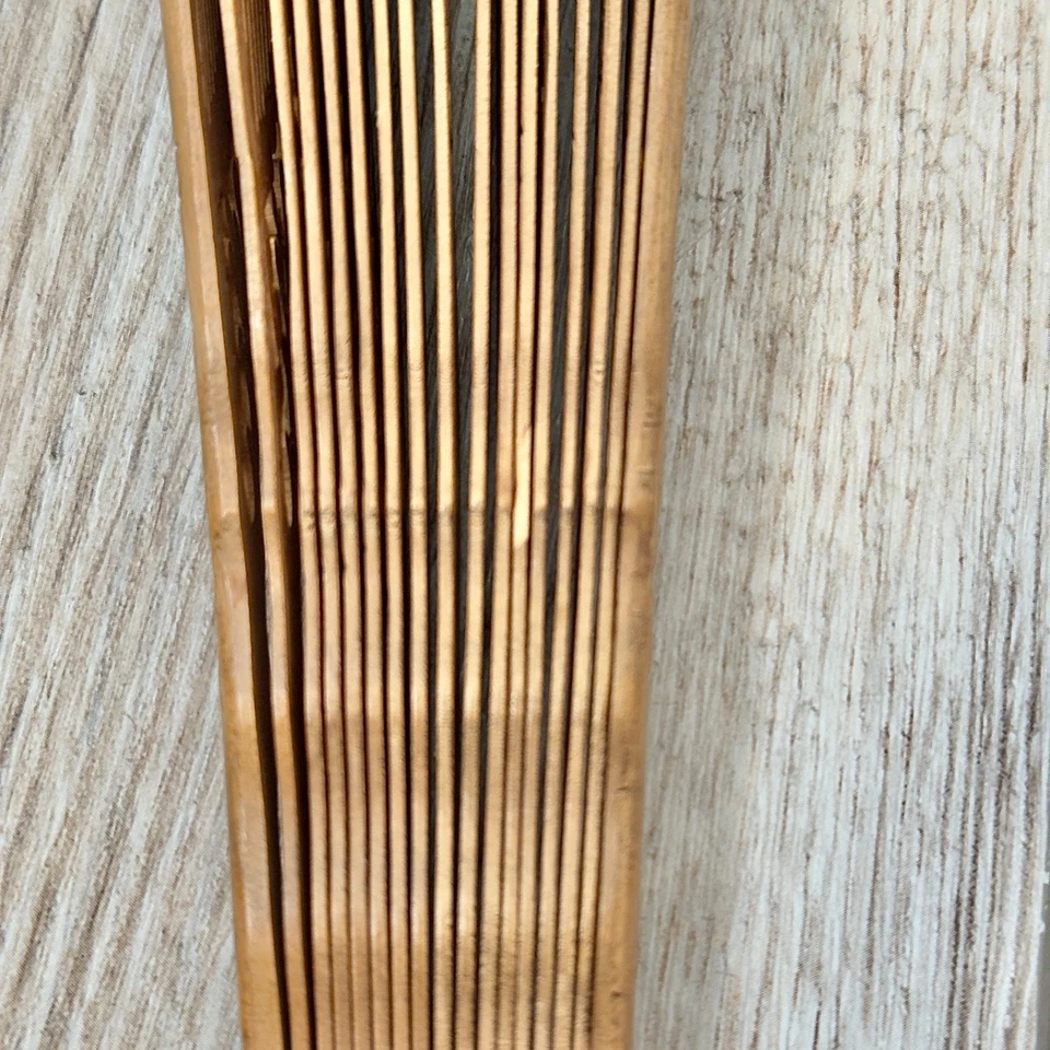 Ventilador Plegable Vintage Madera Tallada Hermoso Detalle Coleccionable Foto 3 de 4