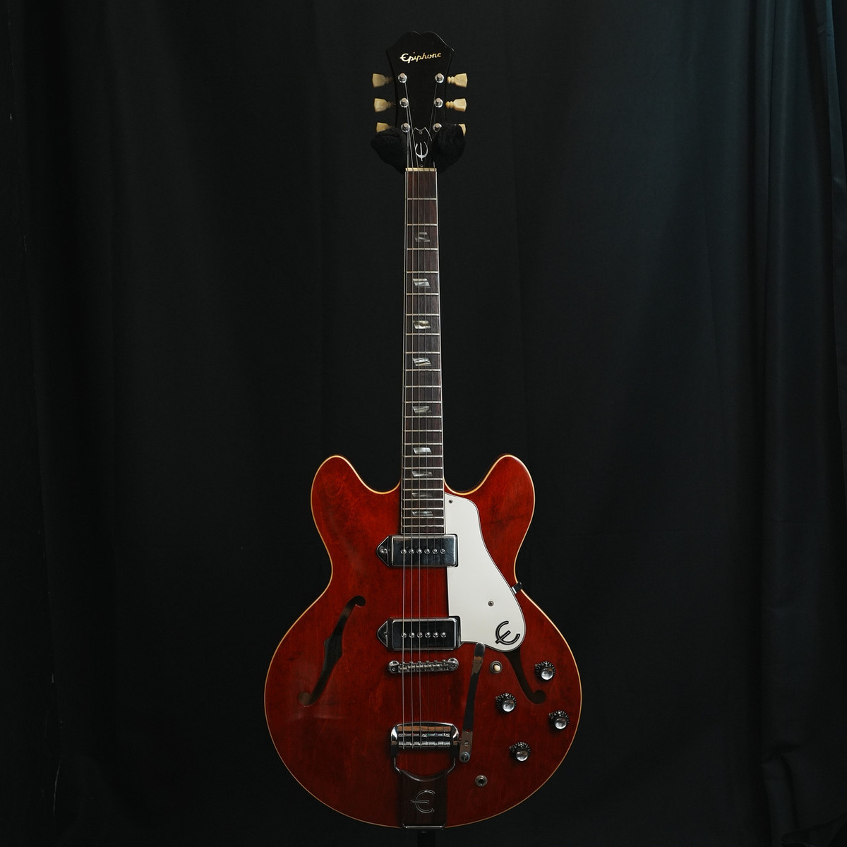 Epiphone 1967 E230TD Casino w Tremotone Vibrola Cherry Red Epiphone 1967 E230TD Casino w Tremotone Vibrola Cherry Red
