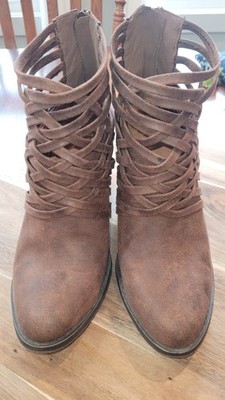 Fergalicious by Fergie, Weever strappy bootie