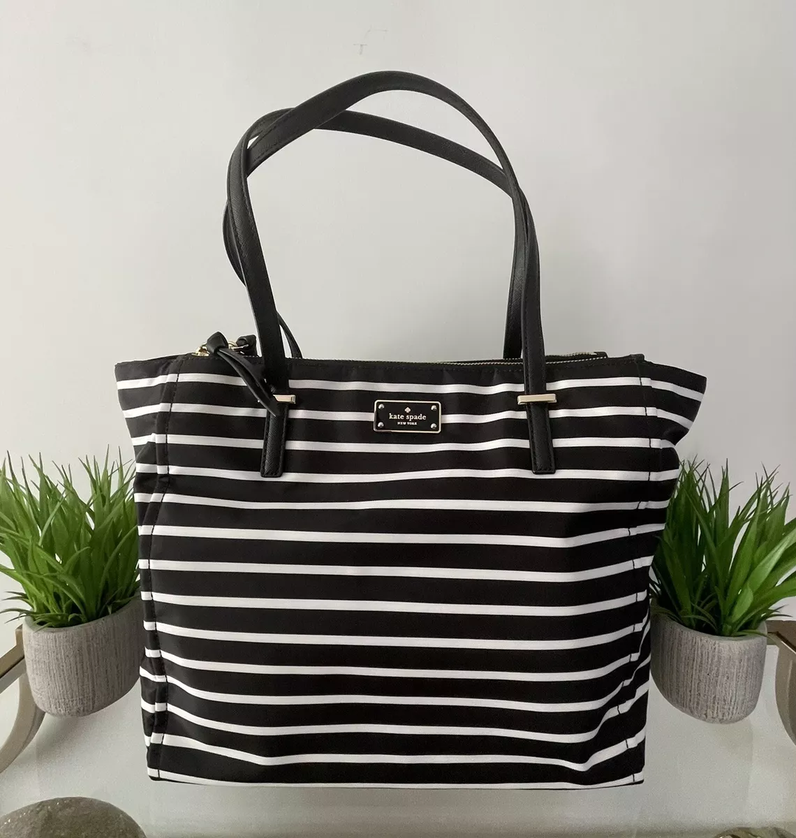 Kate spade black and white striped bag hotsell